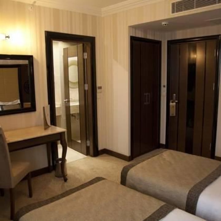 FAMILY ROOM  Hotel Aspen