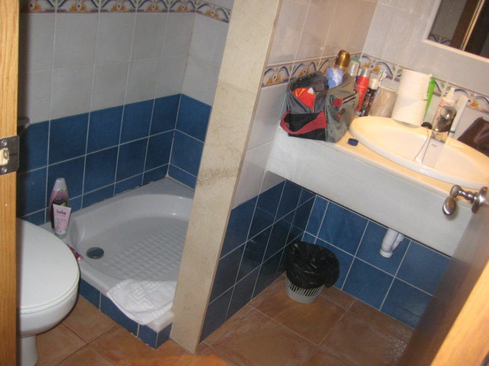 Badezimmer Cala Llenya Resort Ibiza