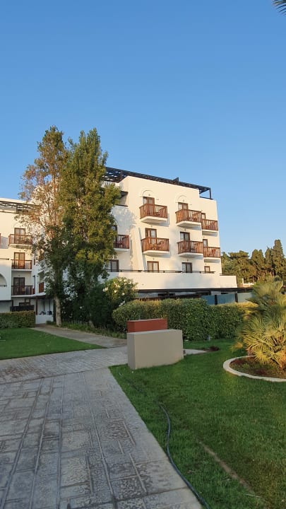 Außenansicht TUI BLUE Oceanis Beach and Spa Resort