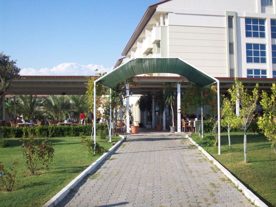 Blick auf Restaurant Hotel Süral Resort