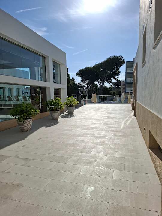 Gartenanlage Hotel Bella Playa & Spa