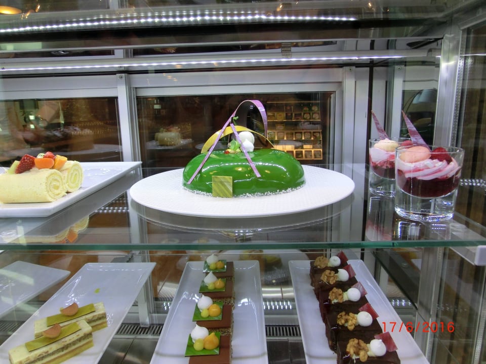 Büffet Acanthus Cennet Barut Collection