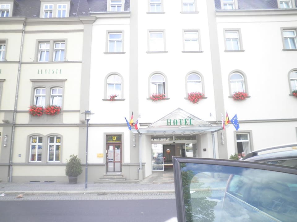 Außenansicht Hotel Kaiserin Augusta