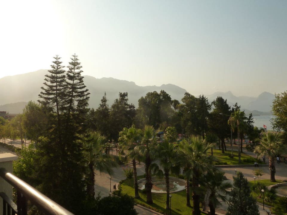Blick von der Terrasse İmperial Turkiz Resort Hotel