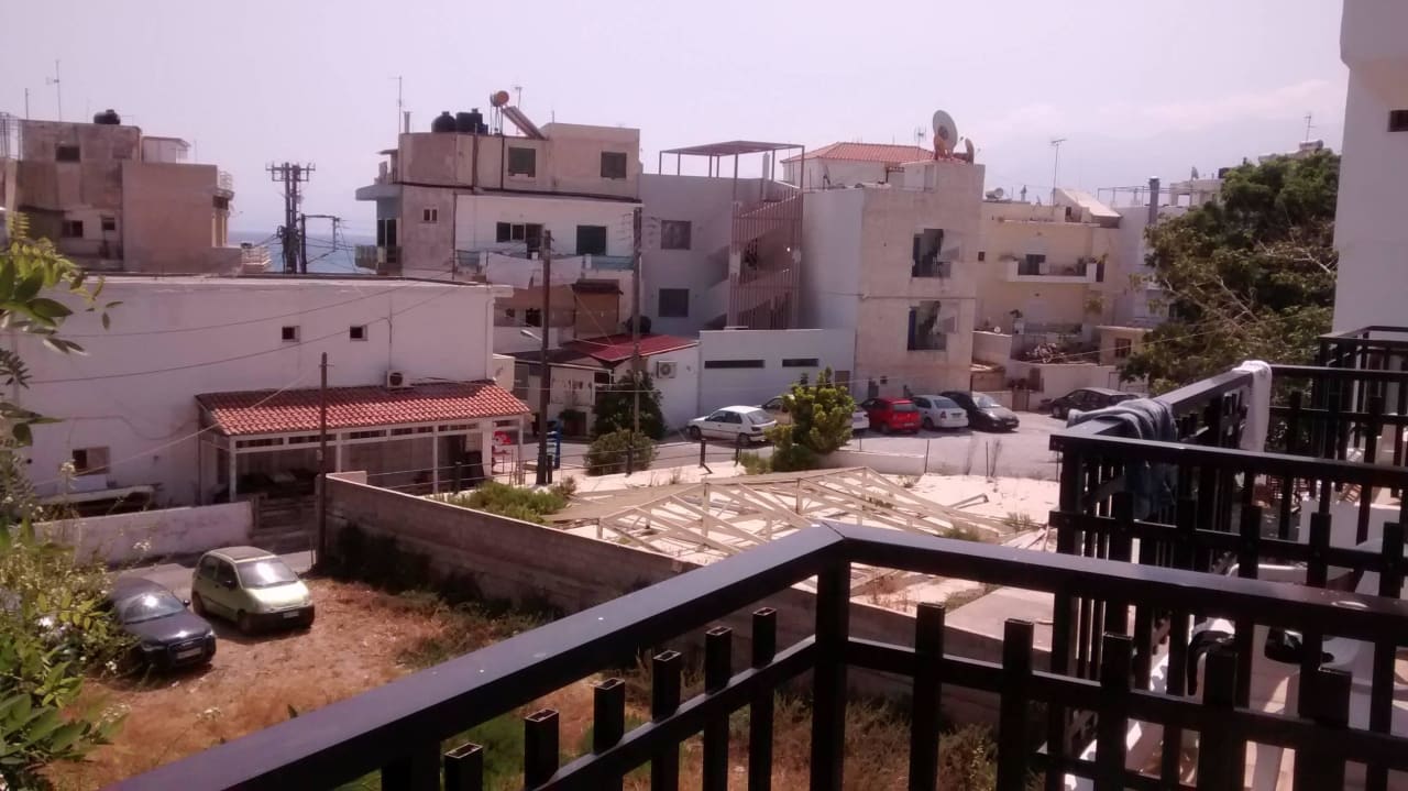 Widok z balkonu Heronissos Hotel
