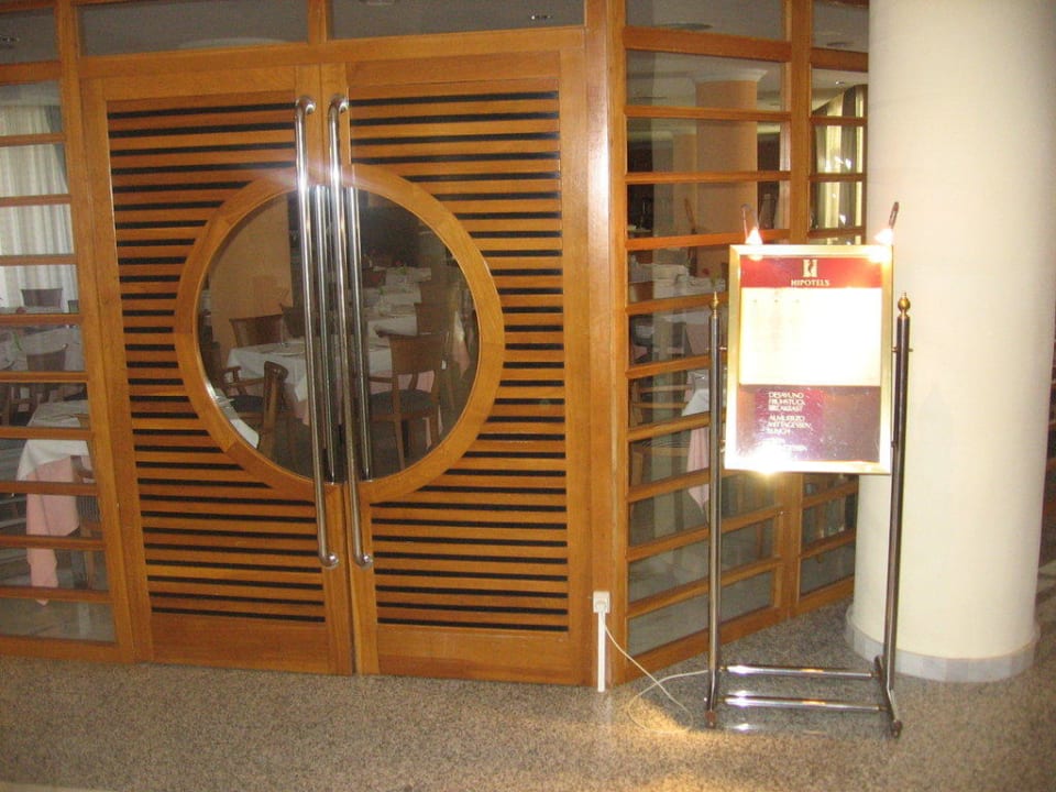 Eingang zum Restaurant Hipotels Bahia Grande