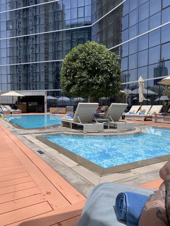 Pool Tryp by Wyndham Dubai
