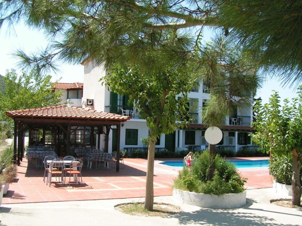 Taverne Hotel Rachoni Beach