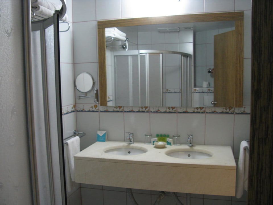 Doppelwaschbecken = prima!  Miarosa Kemer Beach