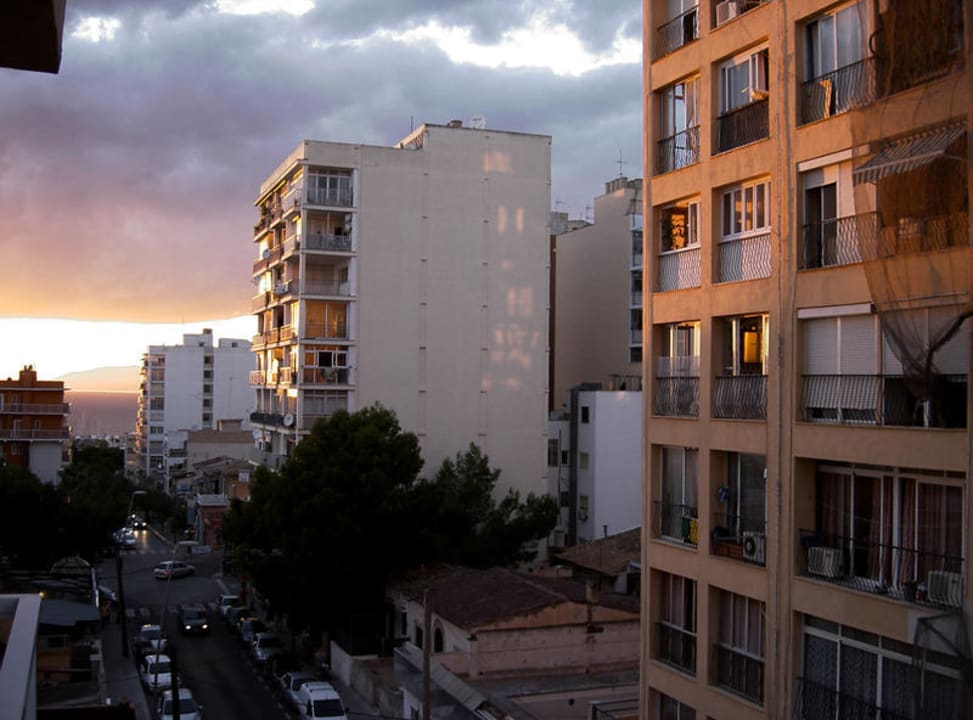 Linker Ausblick - Abendstimmung Hotel Torre Azul & Spa - Adults only