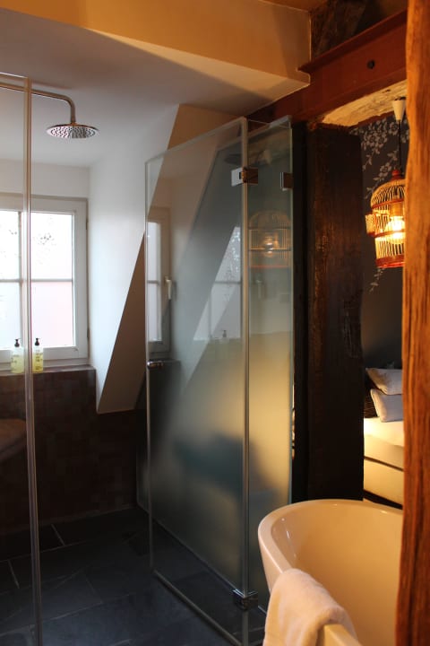 Tolle Dusche mit Fußbodenheizung Designhotel Die Träumerei