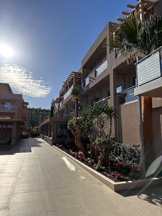 Außenansicht High Beach Resort