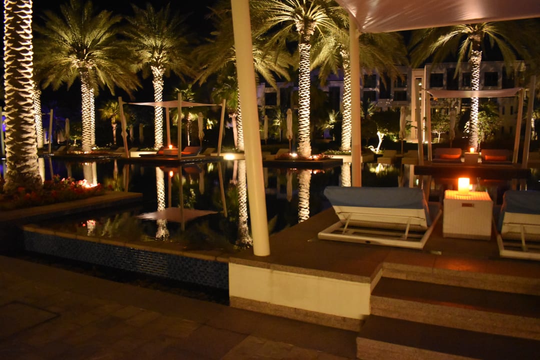 Pool Park Hyatt Abu Dhabi Hotel and Villas