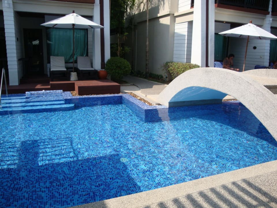 Pool bei den Zimmern mit eigenem Poolzugang La Flora Khao Lak