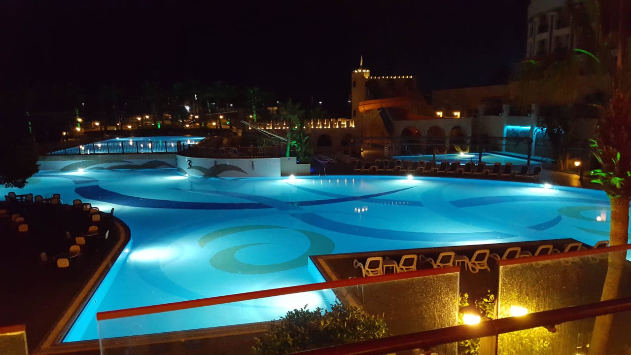 Toller Pool Aydinbey Kings Palace & Spa