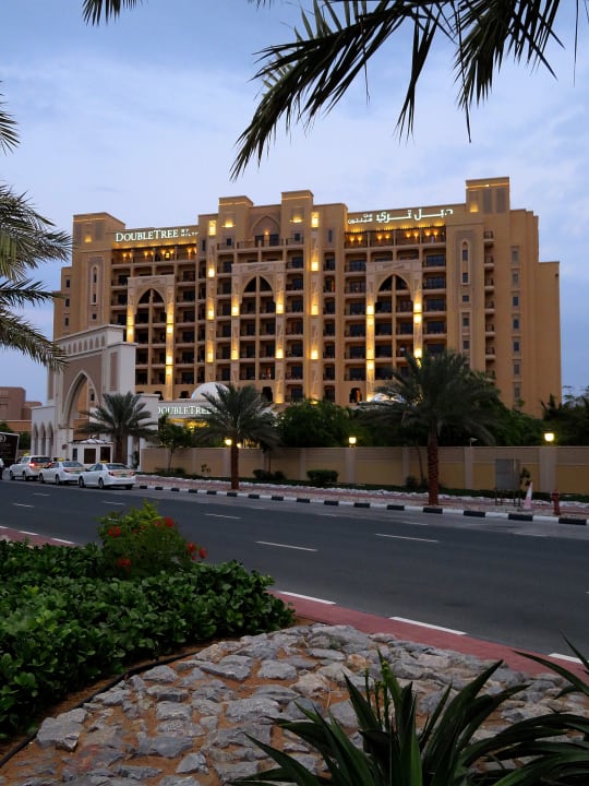 Außenansicht DoubleTree by Hilton Resort & Spa Marjan Island