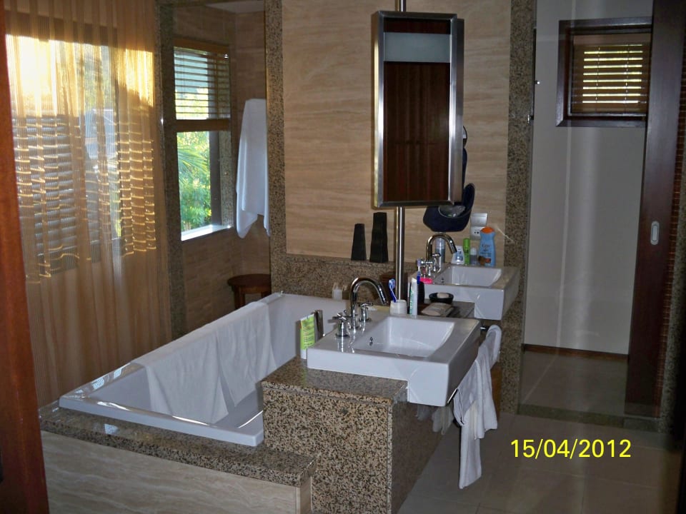 Bad Constance Ephelia