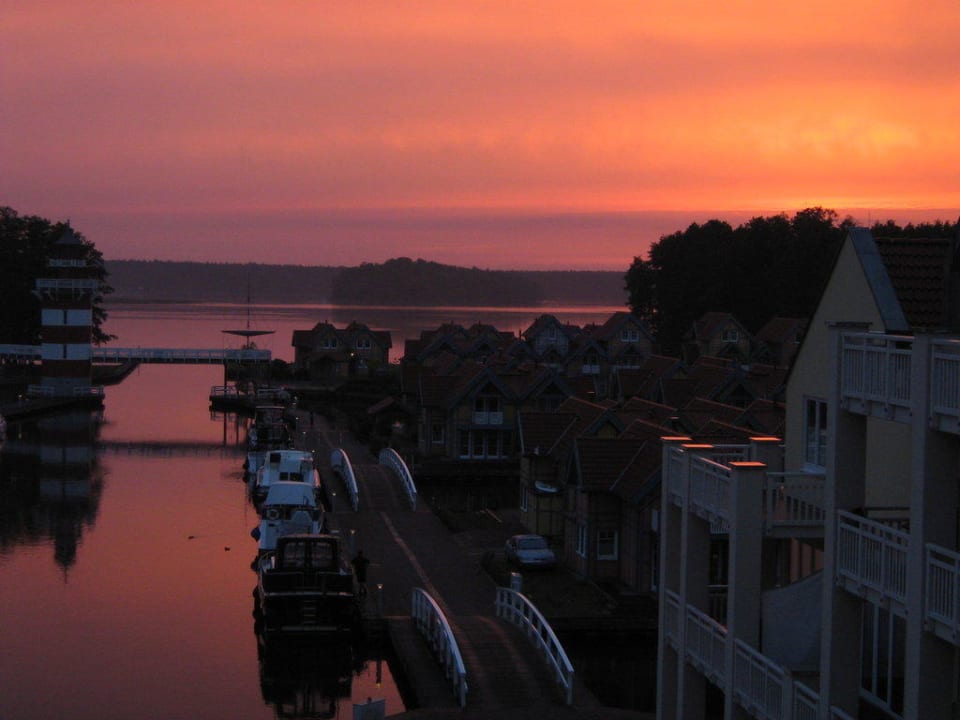 Zimmer mit Blick zum See Precise Resort Hafendorf Rheinsberg