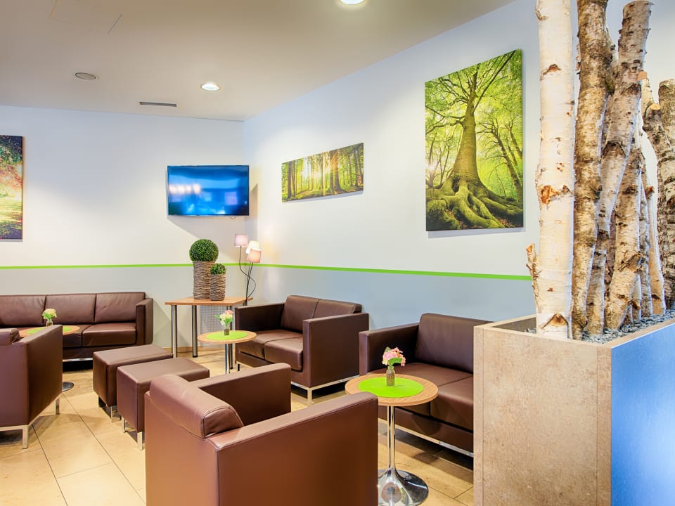 Lobby B&B Hotel Berlin City-Ost