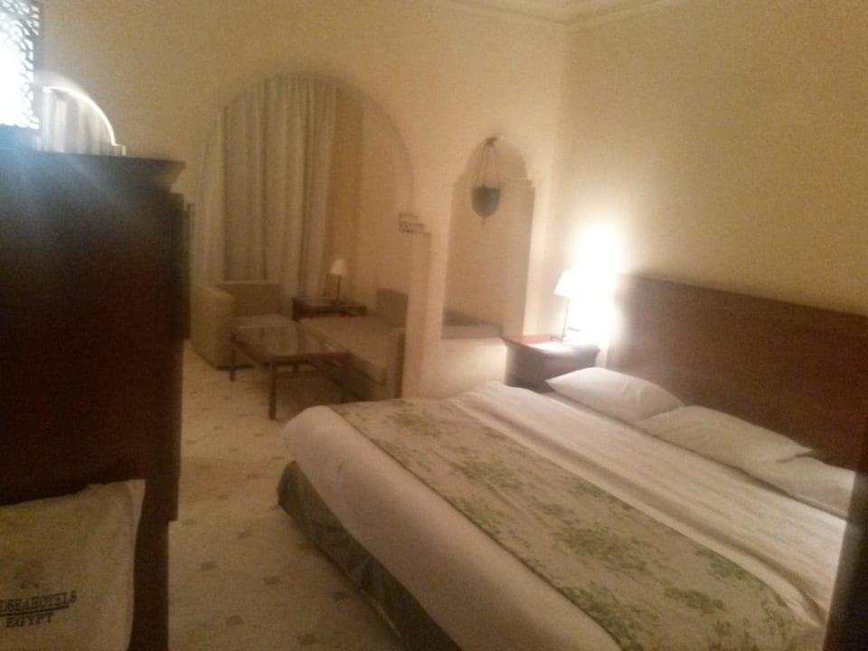 Junior Suite Bett Ghazala Gardens