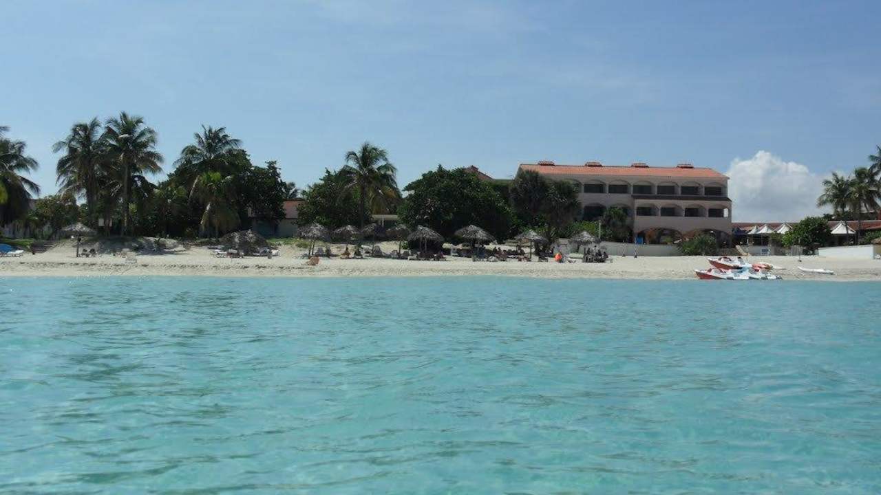 Вид из океана. Starfish Cuatro Palmas