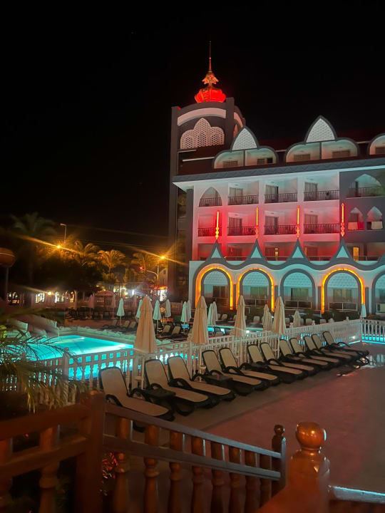 Außenansicht Well Palace Side