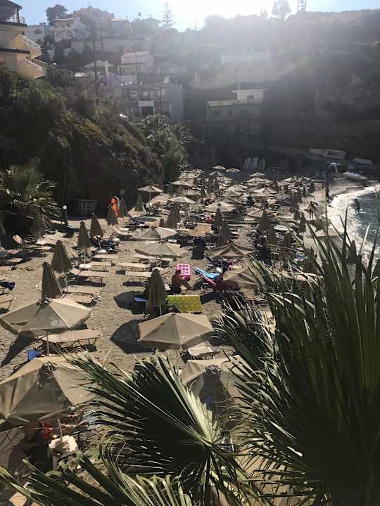 Strand Athina Palace Resort & Spa