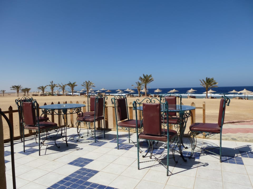 Strandbar Three Corners Sea Beach Resort