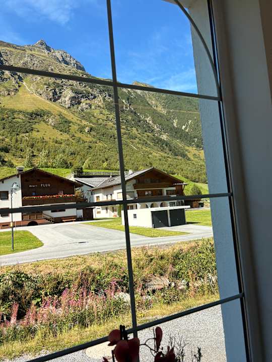 Außenansicht Alpenresidenz Ballunspitze