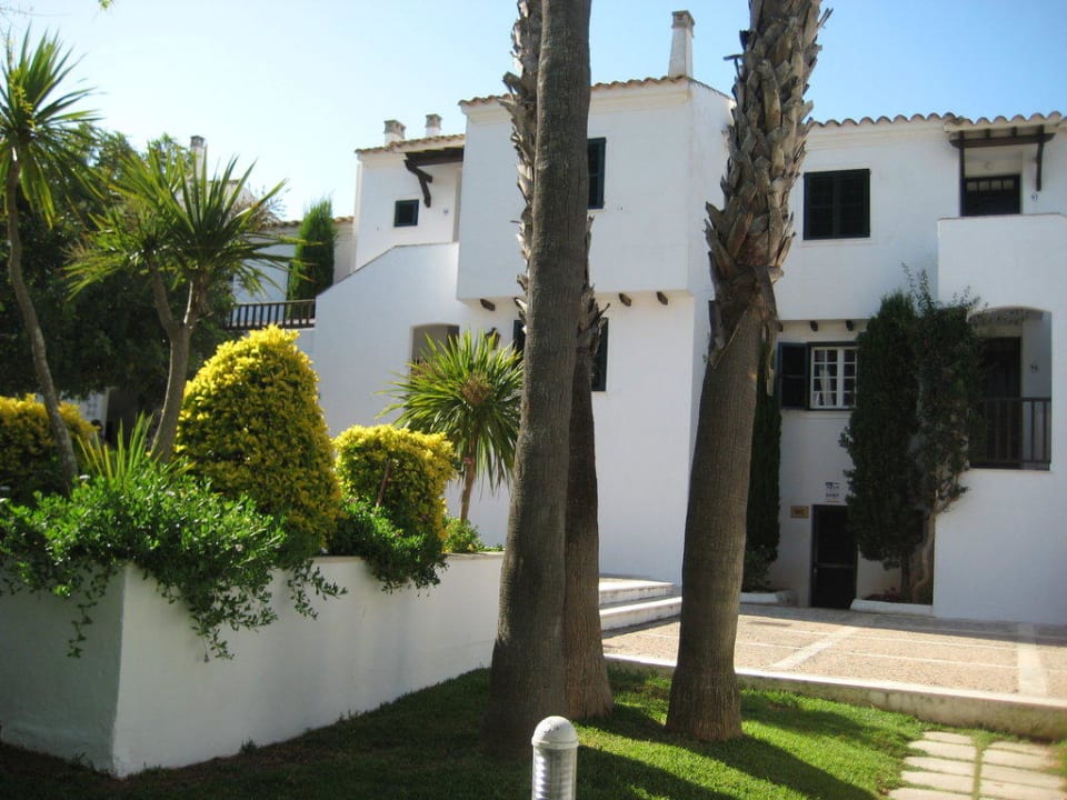 Blick auf einen Bungalow Grupotel Club Menorca