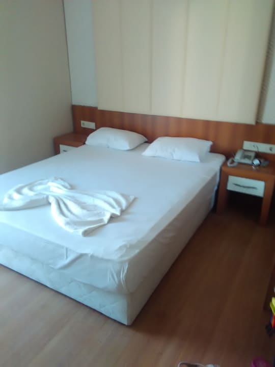 Sauber und ordentlich Tac Premier Hotel & Spa