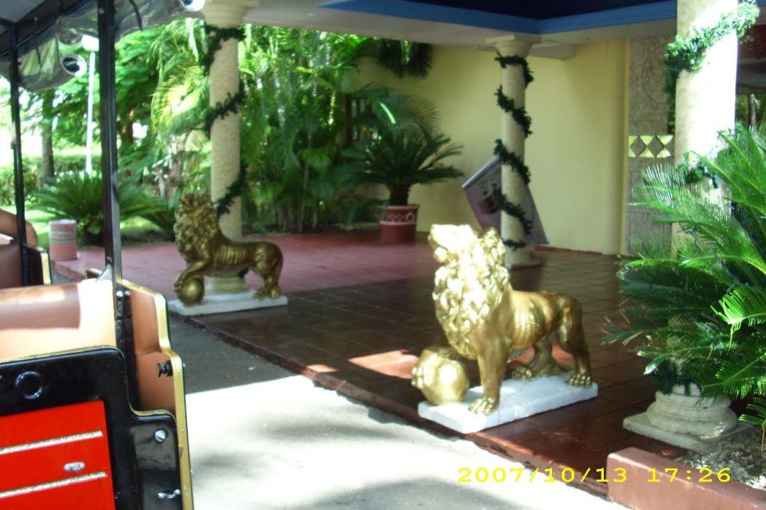 Casinoeingang Hotel Grand Palladium Palace Resort, Spa & Casino