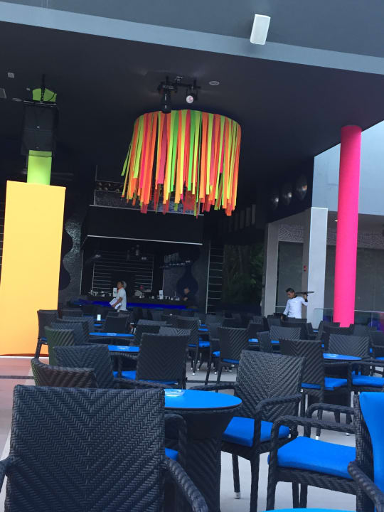 Außenansicht Hotel Riu Tequila