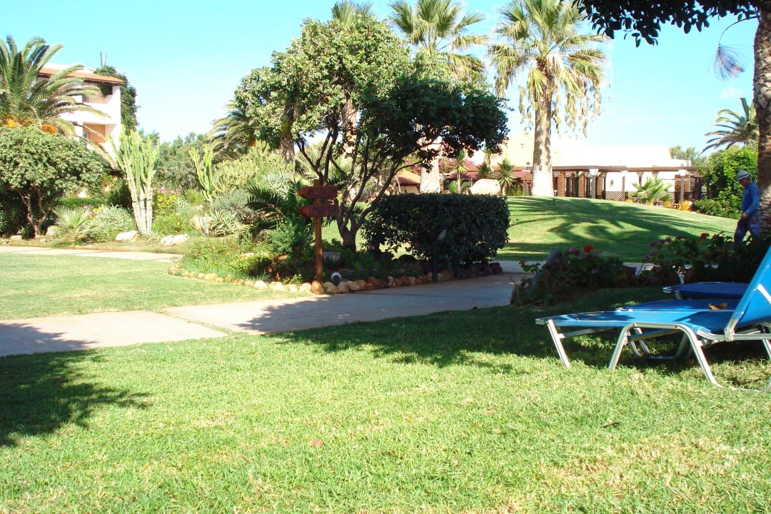 Sehr schöne Gartenanlage Anissa Beach & Village