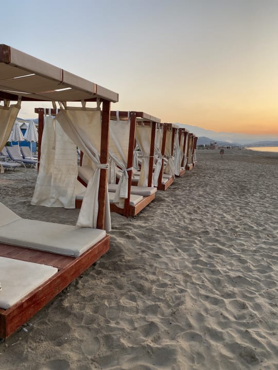 Strand HARPIN Happy Days Beach Hotel