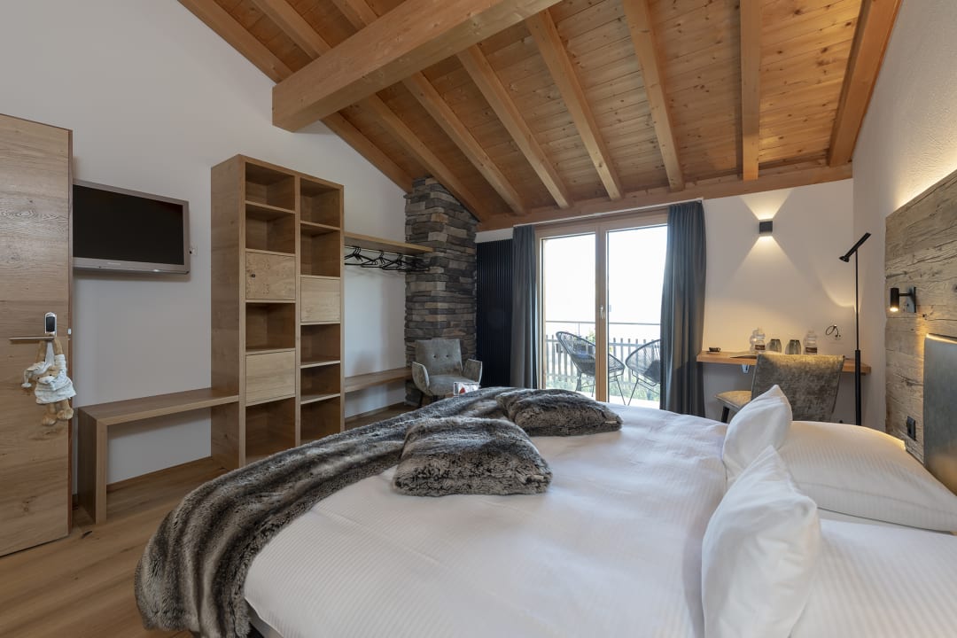 Zimmer Berghotel Tgantieni