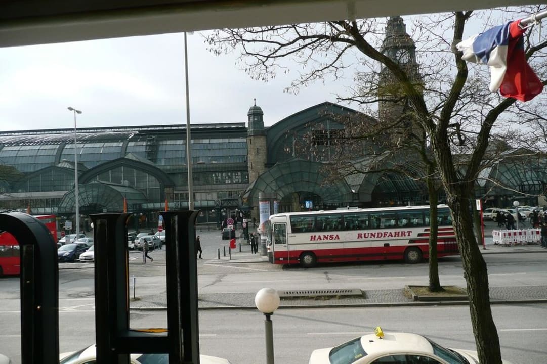 Blick aus dem Aufenthaltsraum Hotel Kronprinz Hamburg