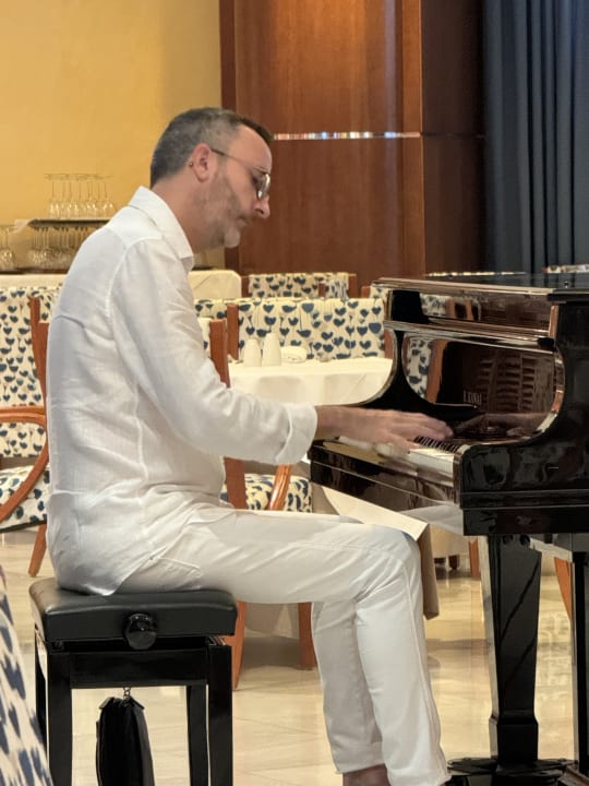 Gastro Hotel Serrano Palace