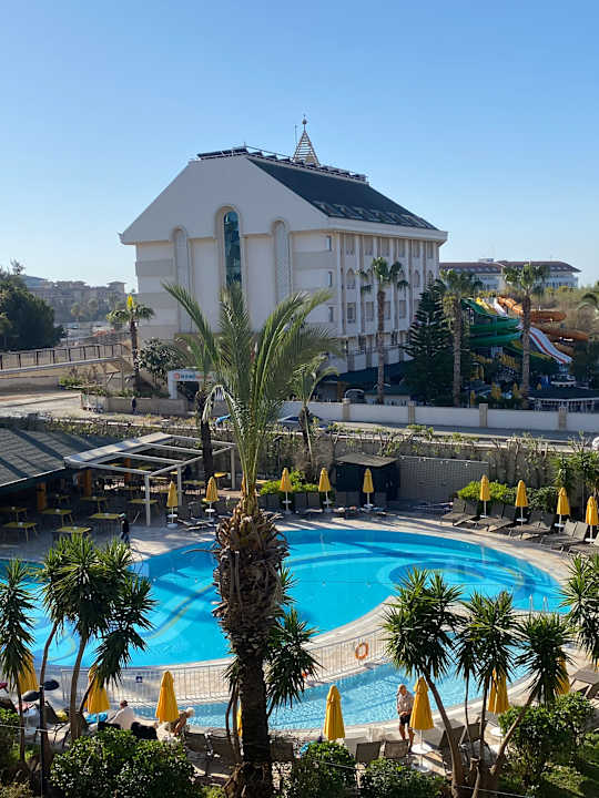 Pool Calimera Hane Garden