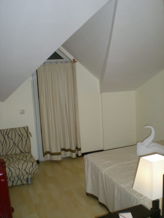 Dachzimmer mit Schrägen Hotel Orfeus Park