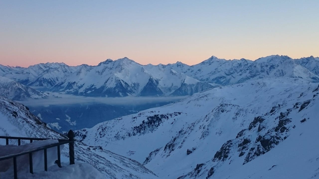 Blick aus unserem Zimmer Wedelhütte Hotel & Chalet