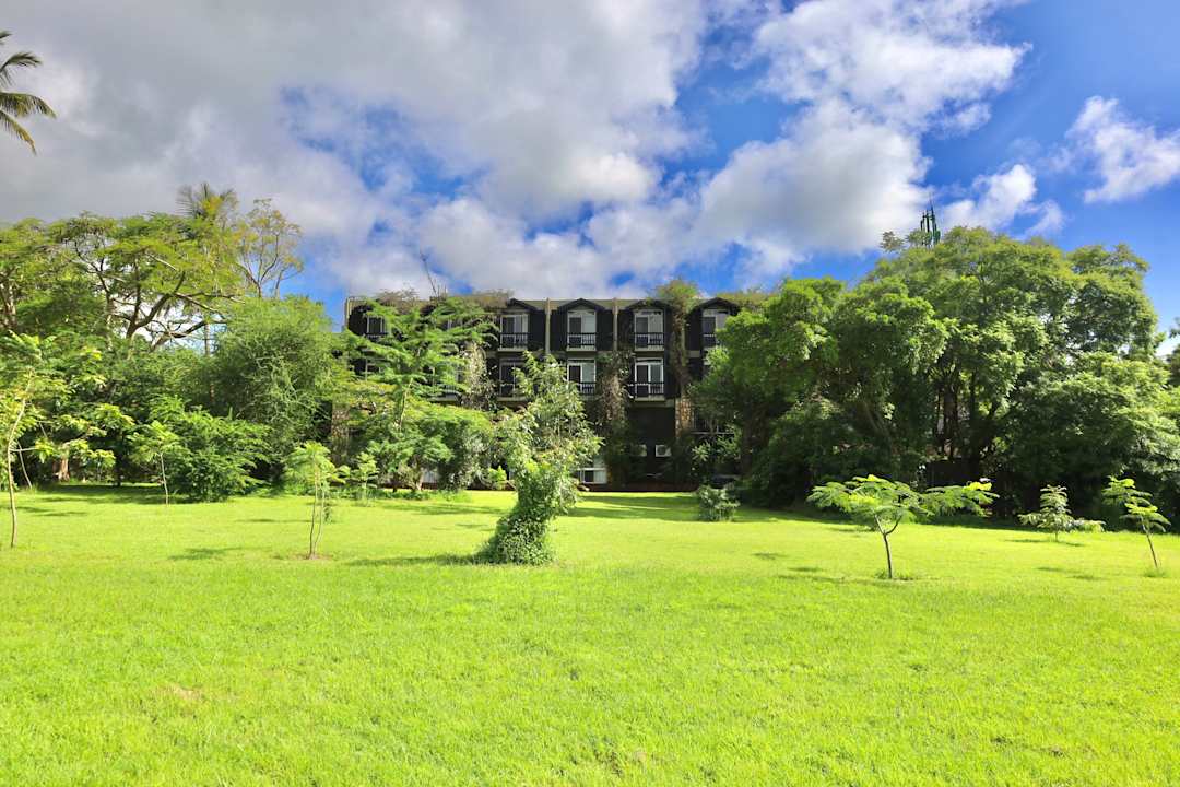 Gartenanlage Taita Hills Safari Resort & Spa