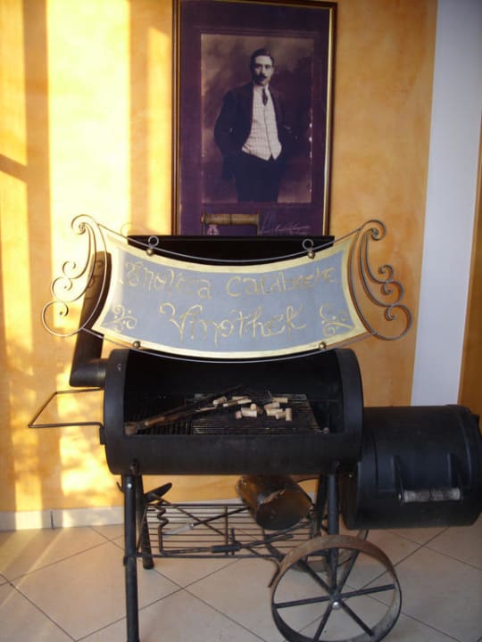 Die Vinothek Falkensteiner Club Funimation Garden Calabria