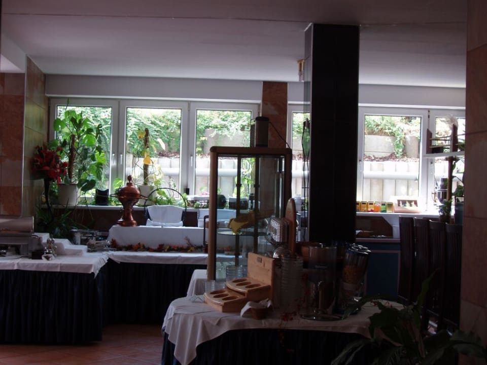 Blick ins Restaurant Aparthotel Guzulka & Restaurant