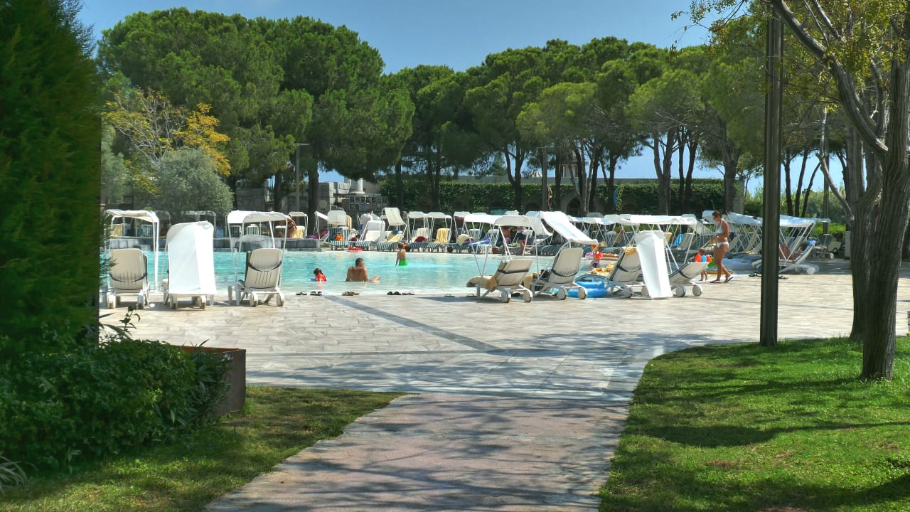 Pool Xanadu Resort Hotel