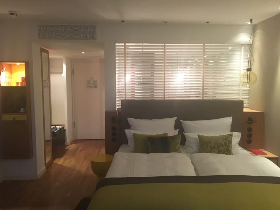 Zimmer La Maison Hotel