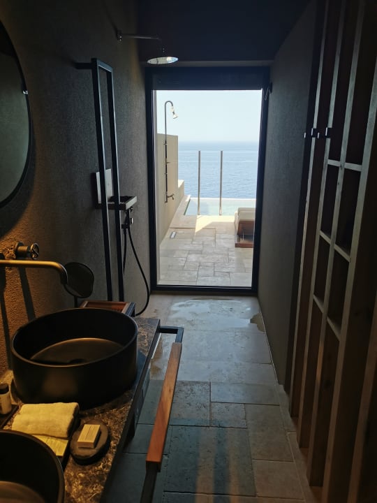 Zimmer Acro Suites A Wellbeing Resort