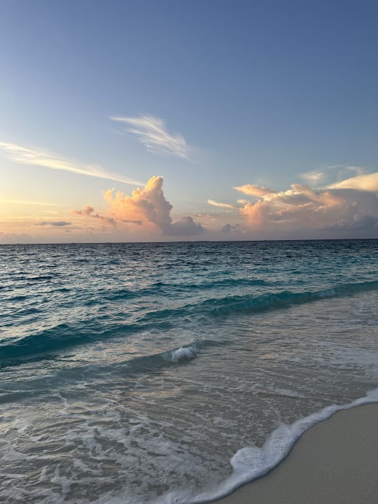 Strand Kudafushi Resort & Spa
