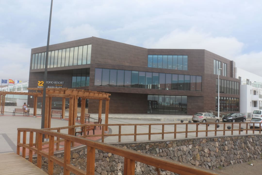 Der Haupteingang des Hotels R2 Bahía Playa Design Hotel & Spa - Adults Only