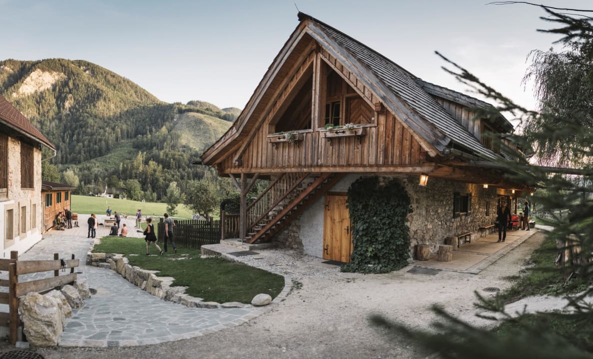 Außenansicht Rafting Camp Palfau